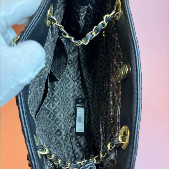 VERA NEW YORK Excellent used condition.  Two-way: shoulder or crossbody bag. - Picture 4 of 13